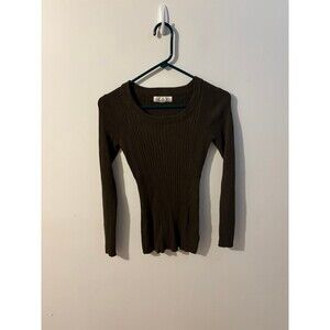 Pink Rose Olive Green Women’s Sweater Size Medium